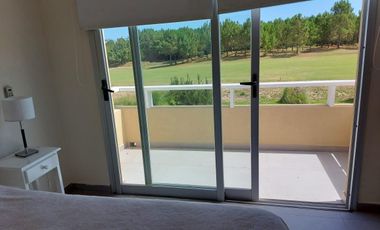 Casa en venta - 4 Dormitorios 3 Baños - Cochera - 1.000Mts2 - Golf II, Costa Esmeralda, Pinamar