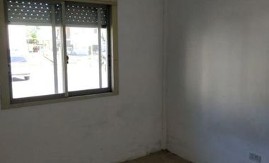 Departamento en venta - 2 dormitorios 1 baño - 60mts2 - Quilmes Oeste