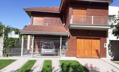 Casa venta - 3 dormitorios 3 baños - 500mts2 totales - Alejandro Korn