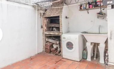 PH en venta - 2 dormitorios 1 baño - 75mts2 - Bernal