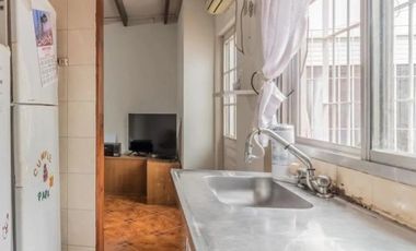 PH en venta - 2 dormitorios 1 baño - 75mts2 - Bernal