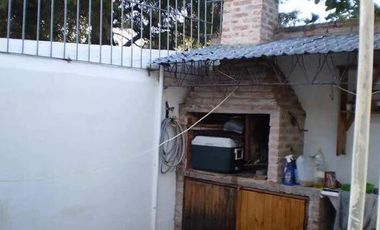 PH en venta - 2 dormitorios 1 baño - 75mts2 - Bernal