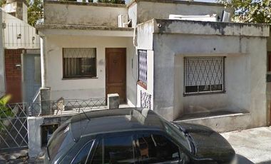 PH en venta - 2 dormitorios 1 baño - 75mts2 - Bernal