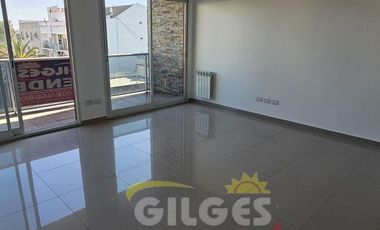 Venta Departamento 1 Amb. Amplio en Ramos Mejía   