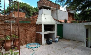 Casa en venta - 3 Dormitorios 2 Baños - Cochera - 600Mts2 - San Bernardo del Tuyú