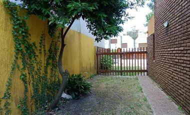Casa en venta - 3 Dormitorios 2 Baños - Cochera - 600Mts2 - San Bernardo del Tuyú