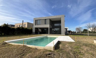 Casa en  venta en San Matias, Área 5