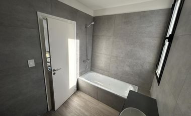 Casa en  venta en San Matias, Área 5
