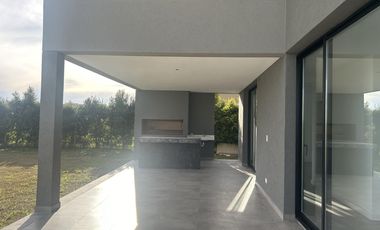 Casa en  venta en San Matias, Área 5