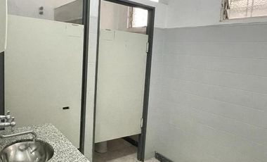 Oficinas con Galpón en VENTA