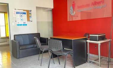 Oficinas con Galpón en VENTA