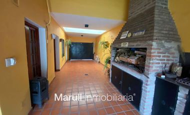 Marques de Sobremonte Apto Credito casa 3 dormitorios patio piscina
