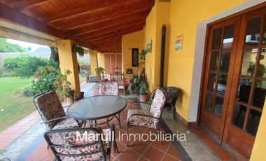 Marques de Sobremonte Apto Credito casa 3 dormitorios patio piscina