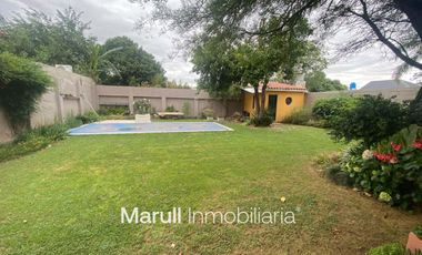 Marques de Sobremonte Apto Credito casa 3 dormitorios patio piscina