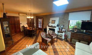 Marques de Sobremonte Apto Credito casa 3 dormitorios patio piscina