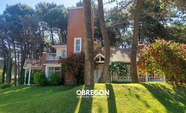 Casa en  alquiler en Pinamar Norte para 7 personas a 500 mts del mar