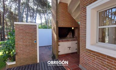 Casa en  alquiler en Pinamar Norte para 7 personas a 500 mts del mar