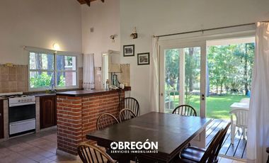 Casa en  alquiler en Pinamar Norte para 7 personas a 500 mts del mar
