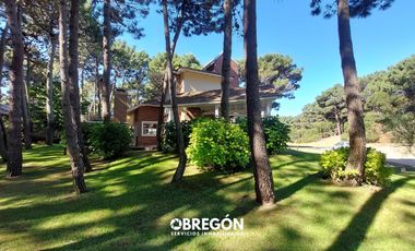 Casa en  alquiler en Pinamar Norte para 7 personas a 500 mts del mar