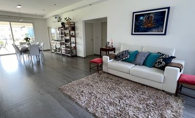Casa en  Barrio Lagos de Canning