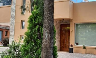 Venta/Alquiler Anual - Casa en El Lauquen