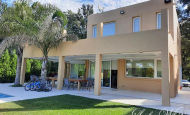 Venta/Alquiler Anual - Casa en El Lauquen
