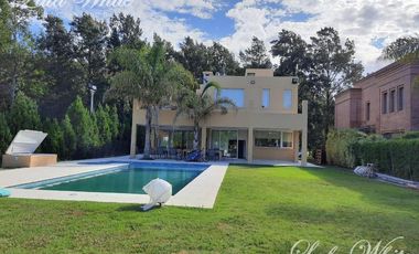 Venta/Alquiler Anual - Casa en El Lauquen