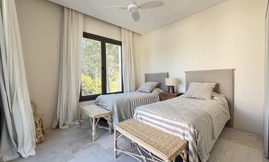 Casa en Alquiler - Maritimo III Lote 136 de Costa Esmeralda - Camino privado hasta la playa