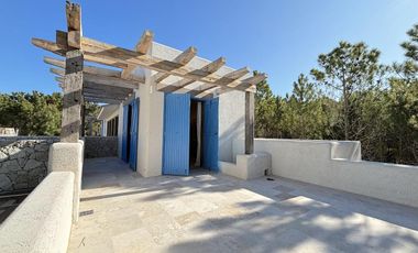 Casa en Alquiler - Maritimo III Lote 136 de Costa Esmeralda - Camino privado hasta la playa