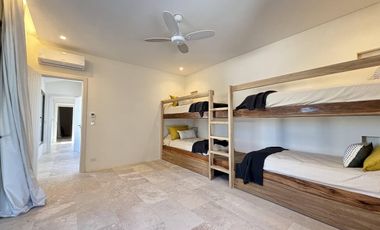 Casa en Alquiler - Maritimo III Lote 136 de Costa Esmeralda - Camino privado hasta la playa