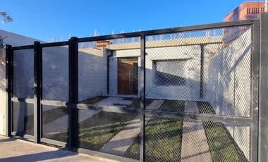 Casa en  VENTA!!