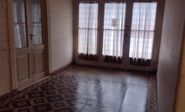Casa en venta - 3 dormitorios 1 baño - 450mts2 - Ensenada