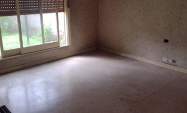 Casa en venta - 3 dormitorios 1 baño - 450mts2 - Ensenada