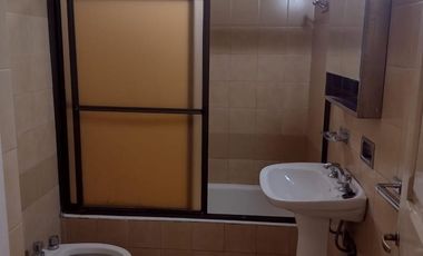 Casa en venta - 3 dormitorios 1 baño - 450mts2 - Ensenada