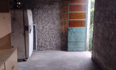 Casa en venta - 3 dormitorios 1 baño - 450mts2 - Ensenada
