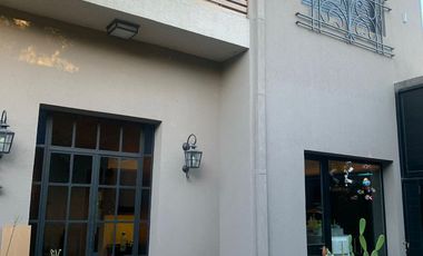 Casa en venta - 3 dormitorios 3 baños - Cochera - 250mts2 - Temperley