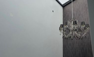 Casa en venta - 3 dormitorios 3 baños - Cochera - 250mts2 - Temperley