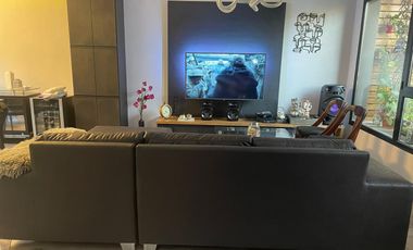 Casa en venta - 3 dormitorios 3 baños - Cochera - 250mts2 - Temperley