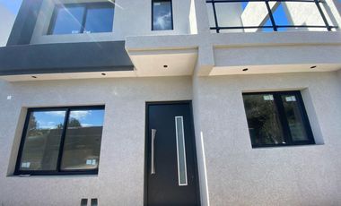 PH EN VENTA EN NUEVO BARRIO SAN RAFAEL -GAS NATURAL