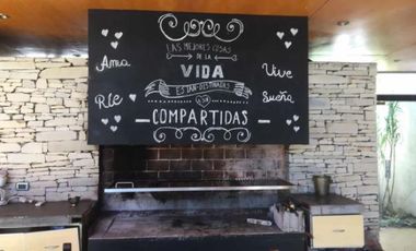 Casa venta 4 dormitorios  4 baños 3 cocheras 600mts2 totales - Ringuelet