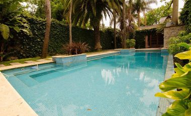 Casa venta 4 dormitorios  4 baños 3 cocheras 600mts2 totales - Ringuelet