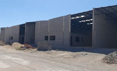 Venta Galpon  Zona Industrial  colindante a Polo 52