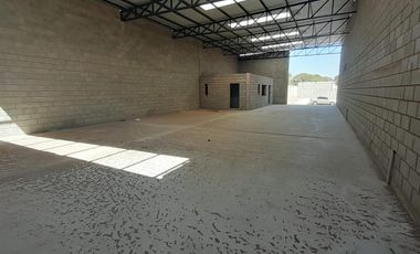 Venta Galpon  Zona Industrial  colindante a Polo 52