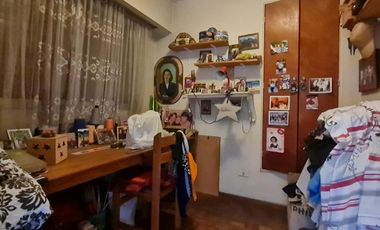 ¡Hermosa Casa con Piscina, Quincho y Amplios Espacios! Ideal para Tu Familia- En Venta