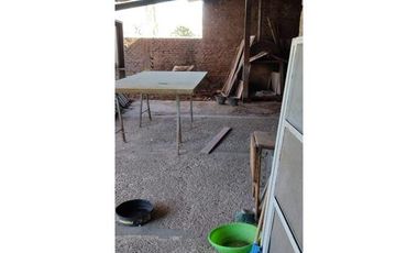 Galpón en Venta - Funes