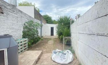 PH en venta - 1 dormitorio 1 baño - 114mts2 - Los Hornos