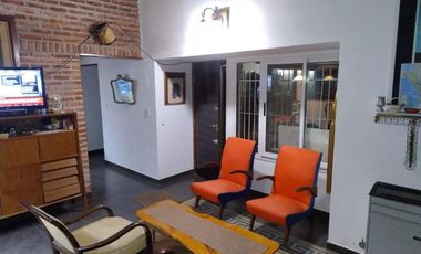Casa en venta - 2 Dormitorios 2 Baños - Cocheras - 300Mts2 - Santa Clara del Mar