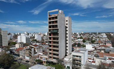 Monoambiente venta  -39 mts 2 totales con balcón- La Plata-pozo-emprendimiento.