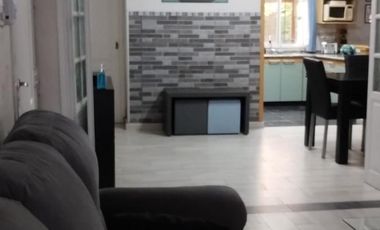 Casa en venta - 2 Dormitorios 1 Baño 1 Cochera - 636mts2 - Berazategui