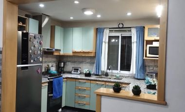 Casa en venta - 2 Dormitorios 1 Baño 1 Cochera - 636mts2 - Berazategui
